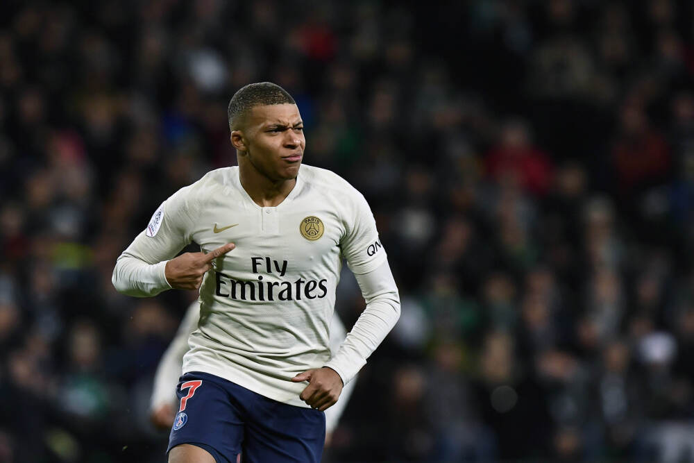 特朗普称将对韩国加征关税 韩方回应：将开会讨论